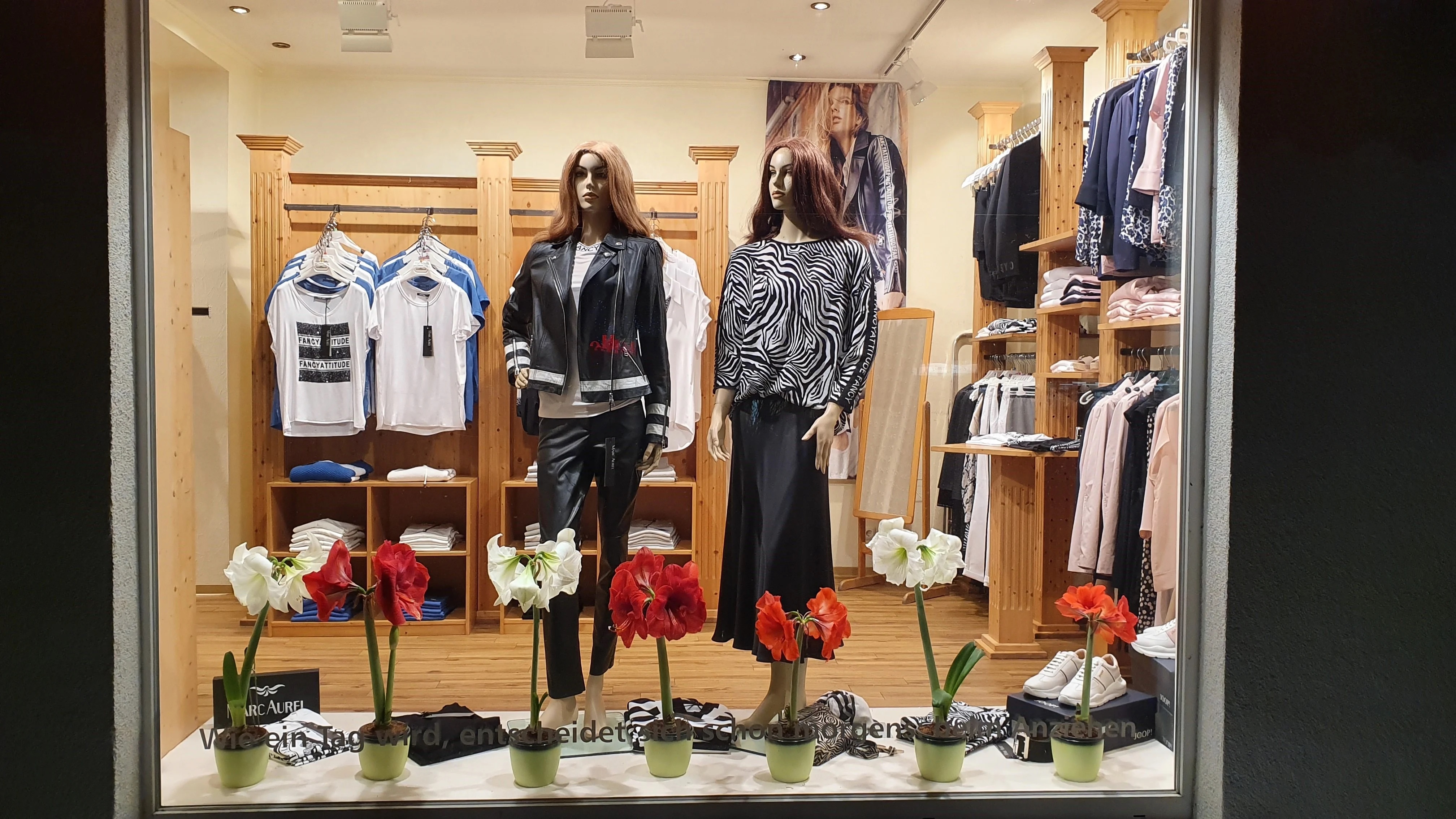 Exklusive Damenmode Boutique Outfit Reichelt in Neugersdorf bei Bautzen - Hochwertige Kleidung für Damen